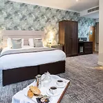 Castle In Kendal, Bw Premier Collection 4*