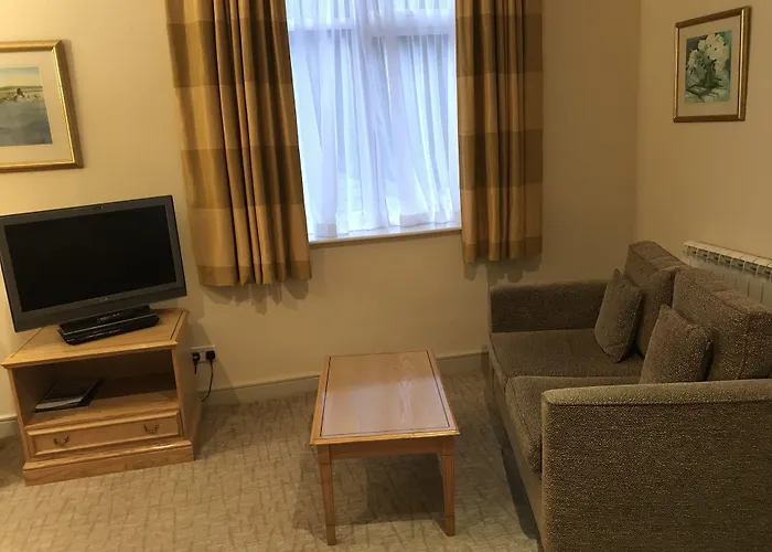 Castle In Kendal, Bw Premier Collection Kendal